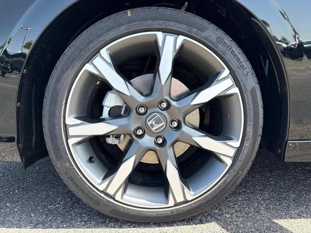 Photo of 2026 Crystal Black Pearl Honda Civic Hybrid