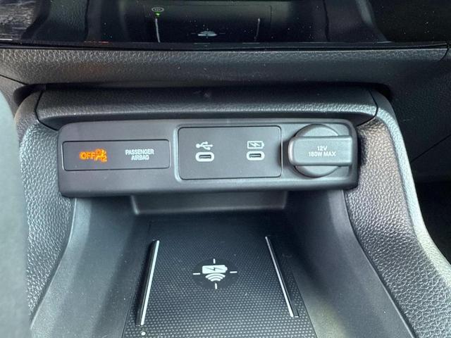 Photo of 2026 Crystal Black Pearl Honda Civic Hybrid