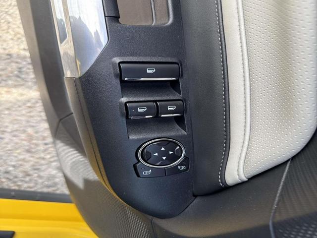 Photo of 2024 Yellow Ford Mustang
