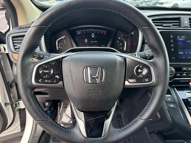 Photo of 2019 Platinum White Pearl Honda CR-V