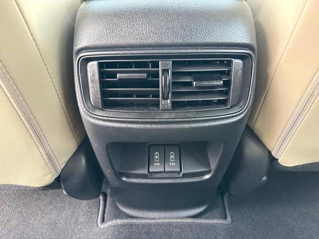 Photo of 2019 Platinum White Pearl Honda CR-V