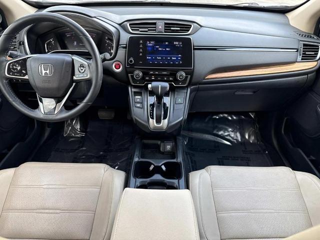 Photo of 2019 Platinum White Pearl Honda CR-V