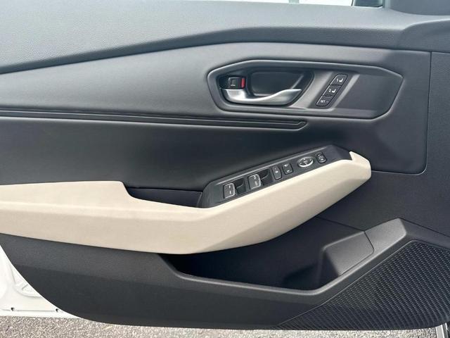 Photo of 2025 Crystal Black Pearl Honda Accord Hybrid