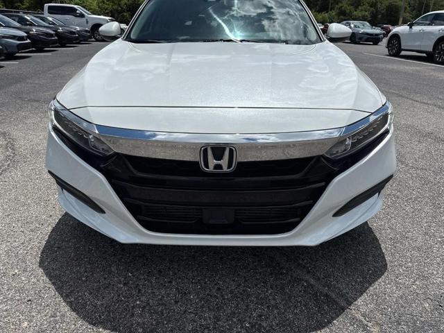 Photo of 2019 Platinum White Pearl Honda Accord