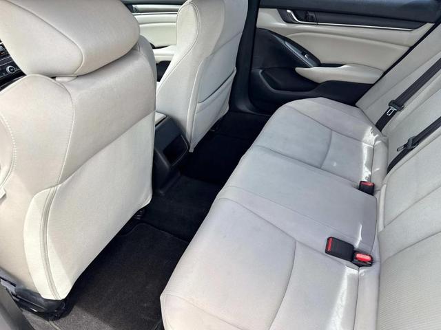 Photo of 2019 Platinum White Pearl Honda Accord