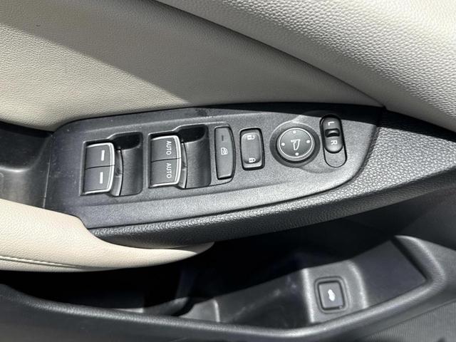 Photo of 2019 Platinum White Pearl Honda Accord