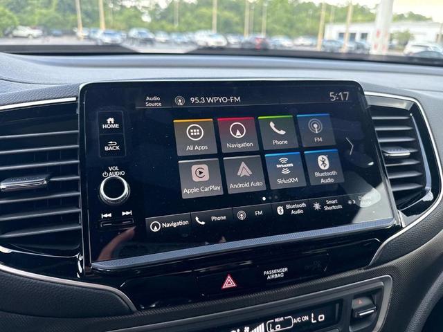 Photo of 2025 Platinum White Pearl Honda Ridgeline