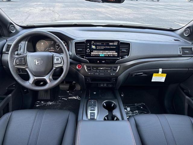 Photo of 2025 Platinum White Pearl Honda Ridgeline
