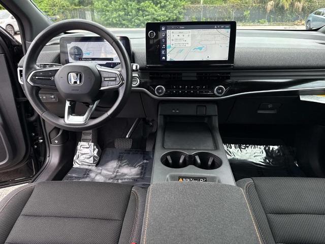 Photo of 2024 Raven Black Honda Prologue
