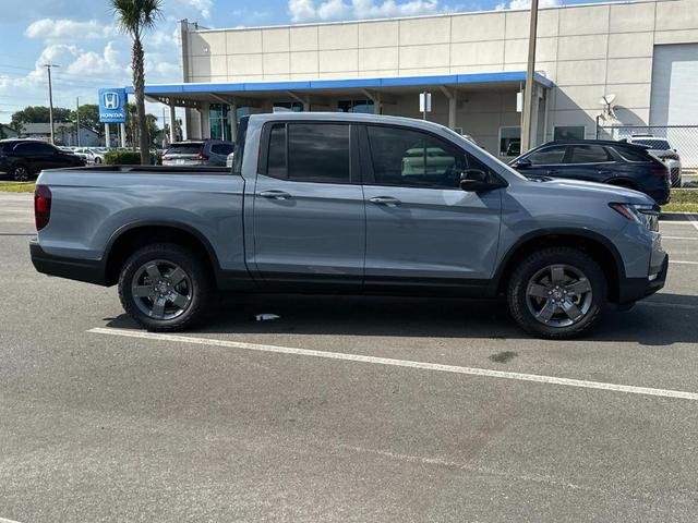 Photo of 2025 Sonic Gray Pearl Honda Ridgeline