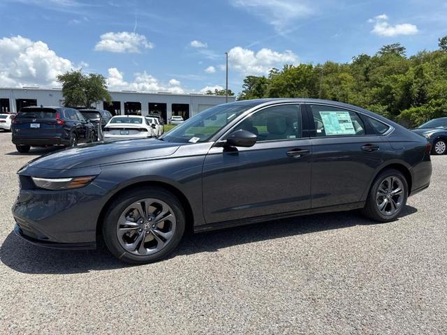 Photo of 2025 Meteorite Gray Metallic Honda Accord Hybrid