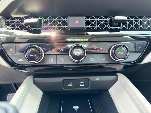 Photo of 2025 Meteorite Gray Metallic Honda Accord Hybrid