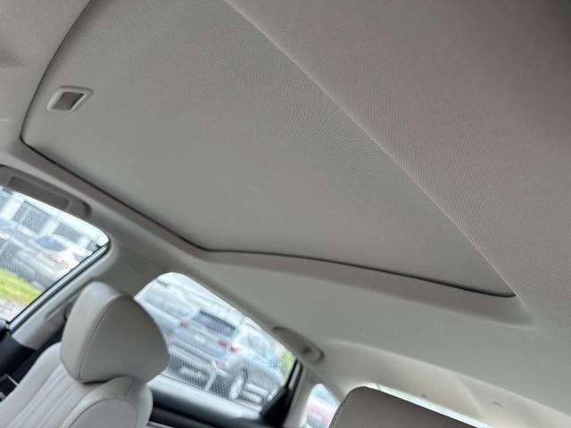 Photo of 2019 Platinum White Pearl Honda Accord