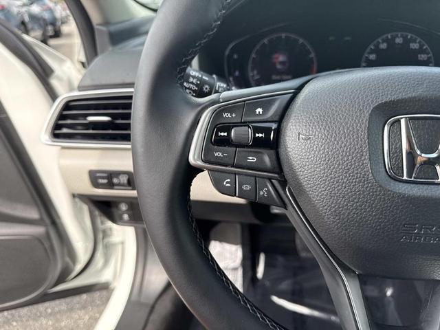 Photo of 2019 Platinum White Pearl Honda Accord
