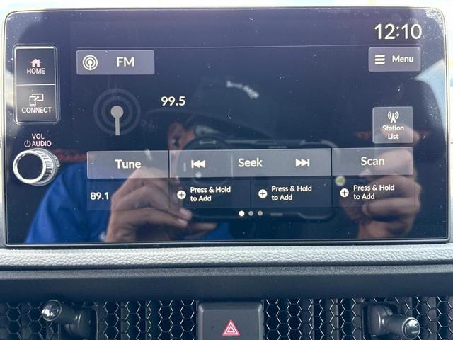 Photo of 2026 Crystal Black Pearl Honda CR-V Hybrid
