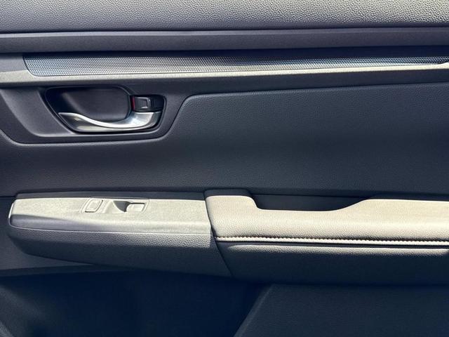 Photo of 2026 Crystal Black Pearl Honda CR-V Hybrid