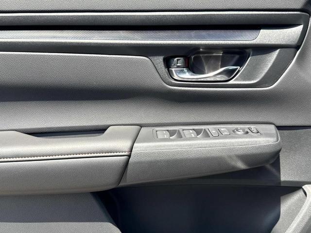 Photo of 2026 Crystal Black Pearl Honda CR-V Hybrid