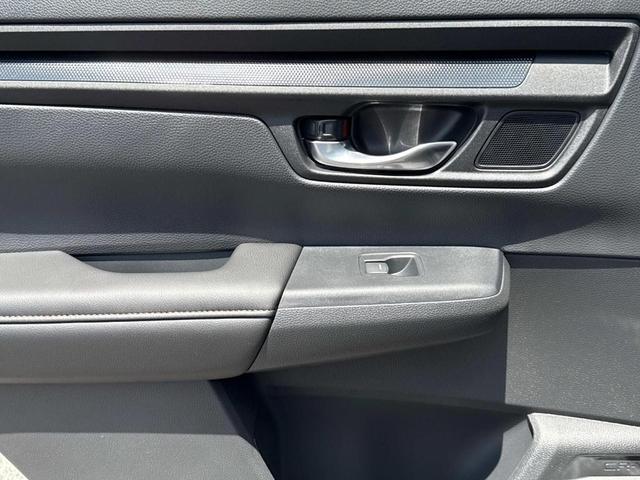 Photo of 2026 Crystal Black Pearl Honda CR-V Hybrid