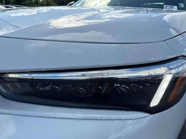Photo of 2026 Platinum White Pearl Honda Civic Hybrid