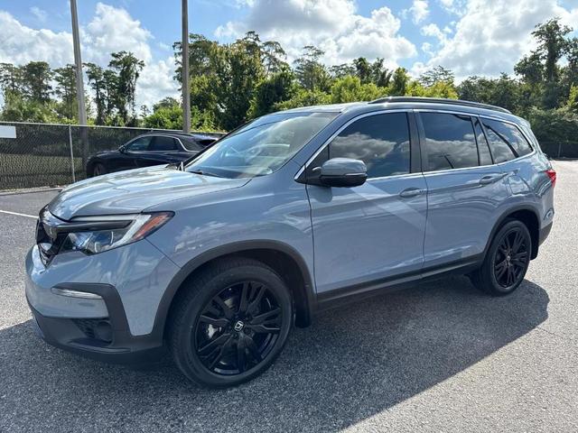 Photo of 2022 Sonic Gray Pearl Honda Pilot