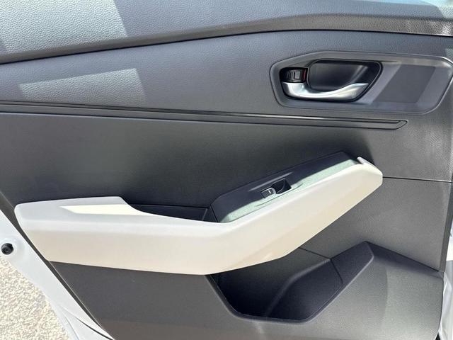 Photo of 2025 Platinum White Pearl Honda Accord