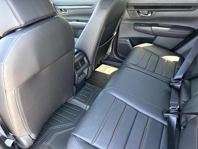 Photo of 2026 Crystal Black Pearl Honda CR-V Hybrid