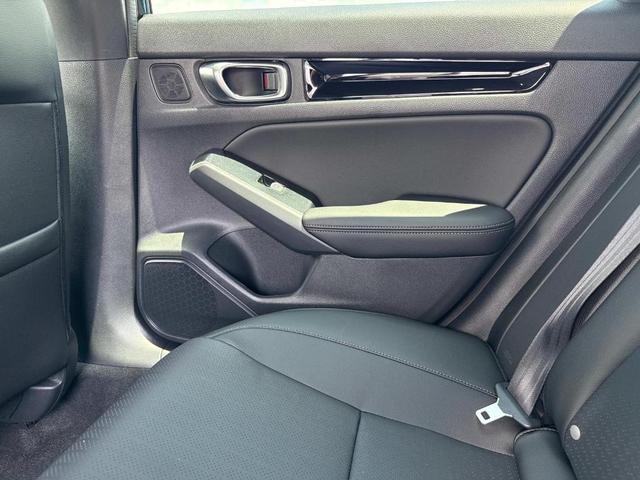 Photo of 2025 Crystal Black Pearl Honda Civic Hybrid