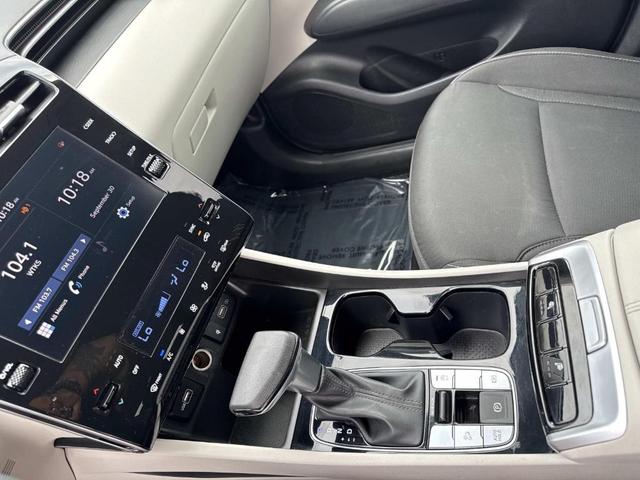 Photo of 2024 Shimmering Silver Hyundai TUCSON
