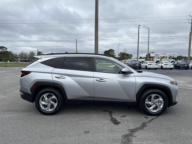 Photo of 2024 Shimmering Silver Hyundai TUCSON
