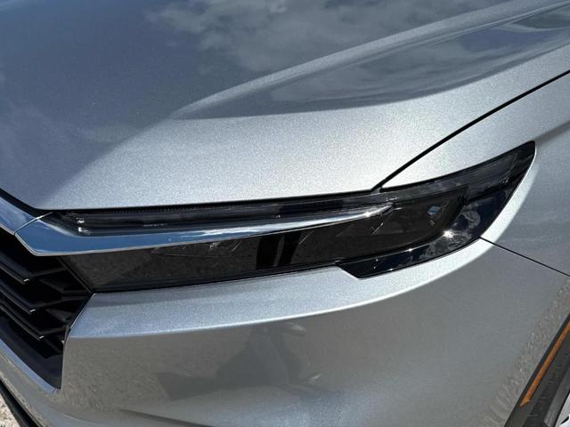 Photo of 2026 Solar Silver Metallic Honda CR-V