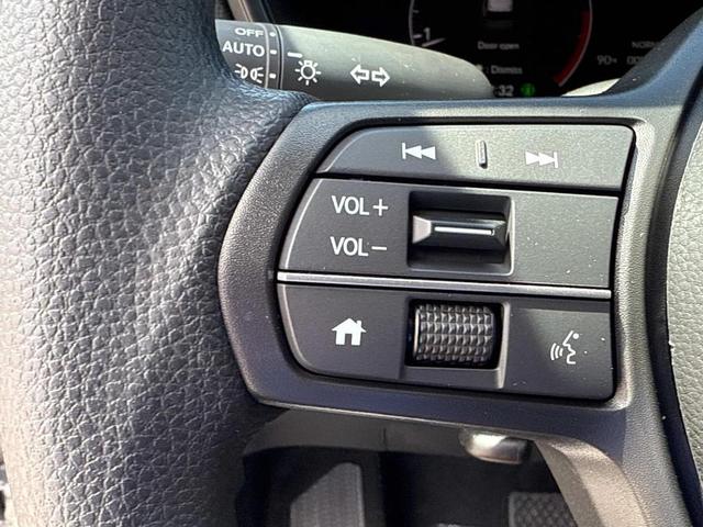 Photo of 2026 Solar Silver Metallic Honda CR-V