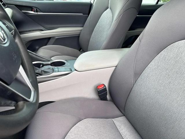 Photo of 2022 Super White Toyota Camry