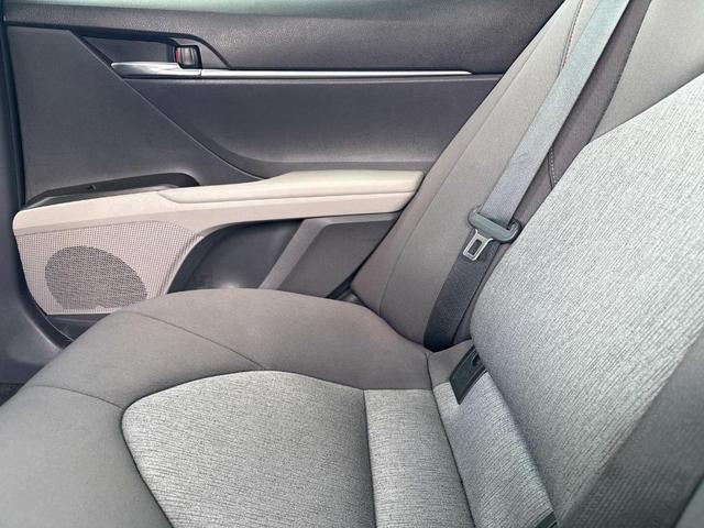 Photo of 2022 Super White Toyota Camry