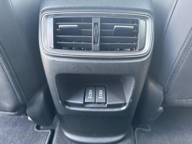Photo of 2022 Lunar Silver Metallic Honda CR-V