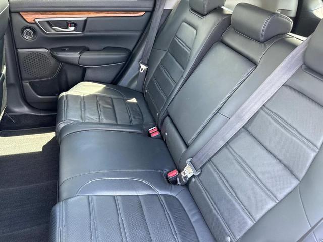 Photo of 2022 Lunar Silver Metallic Honda CR-V