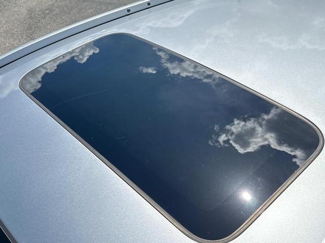 Photo of 2022 Lunar Silver Metallic Honda CR-V