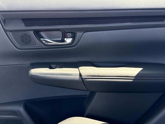 Photo of 2026 Urban Gray Pearl Honda CR-V Hybrid