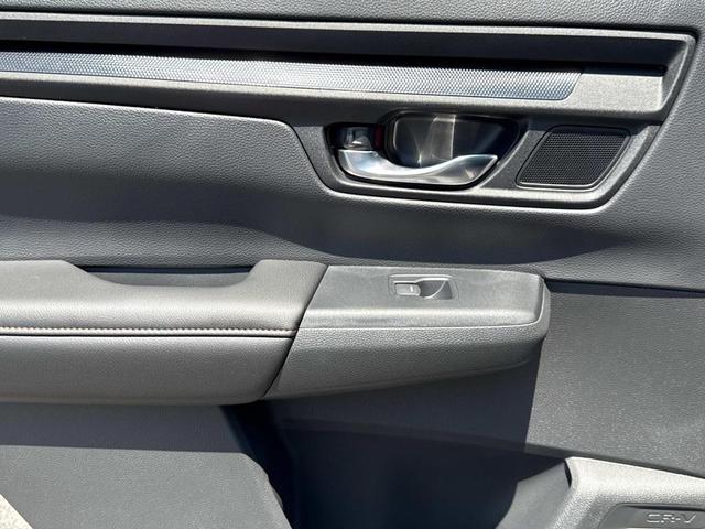 Photo of 2026 Urban Gray Pearl Honda CR-V Hybrid