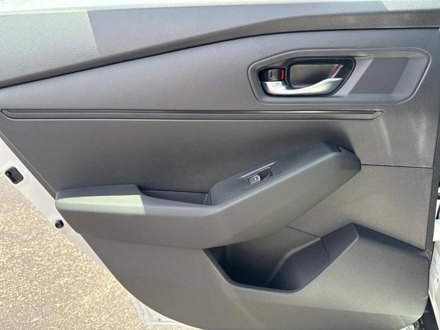 Photo of 2025 Platinum White Pearl Honda Accord Hybrid