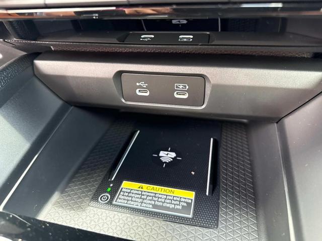 Photo of 2025 Platinum White Pearl Honda Accord Hybrid