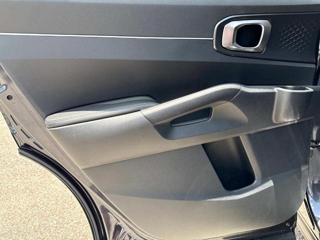 Photo of 2025 Metal Kia Sorento