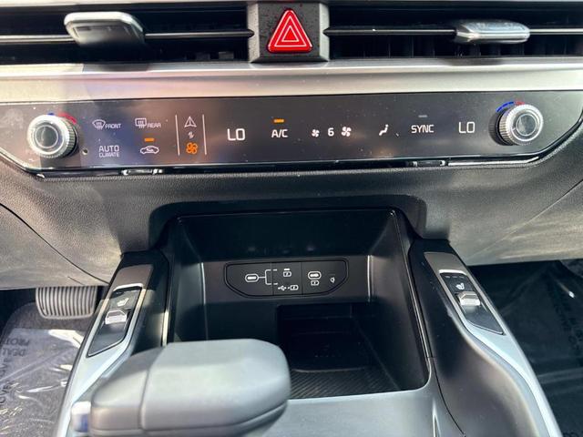 Photo of 2025 Metal Kia Sorento