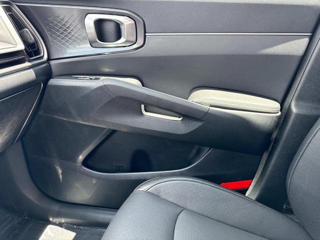 Photo of 2025 Metal Kia Sorento