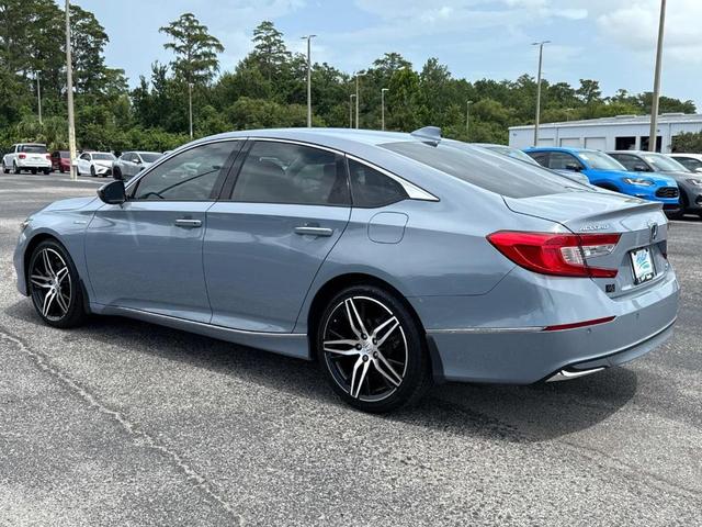 Photo of 2022 Sonic Gray Pearl Honda Accord Hybrid