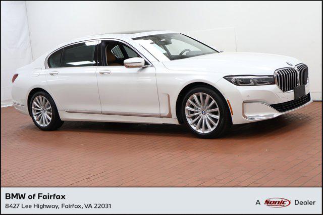 2022 BMW 740