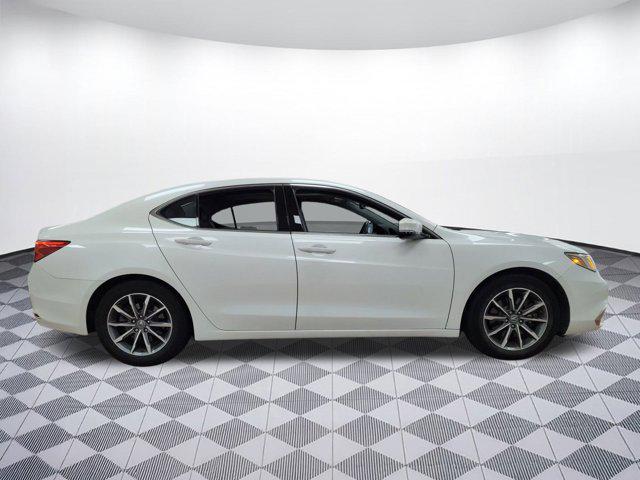 Photo of 2020 Platinum White Pearl Acura TLX
