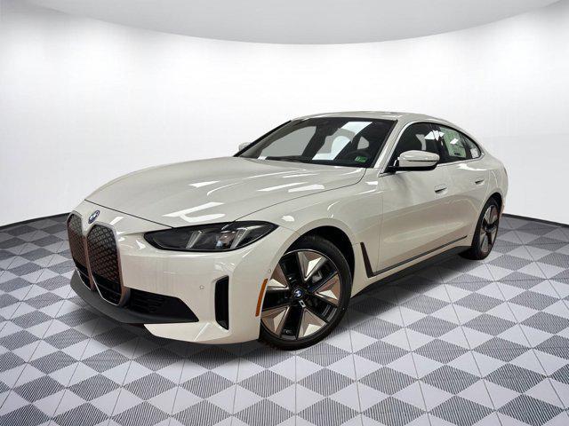 Photo of 2025 Alpine White BMW i4 Gran Coupe