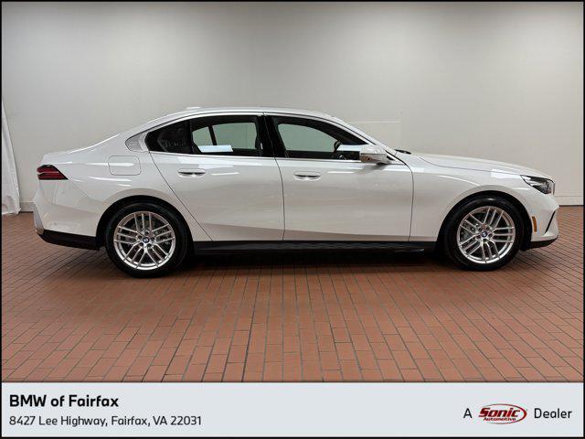 2024 BMW 530