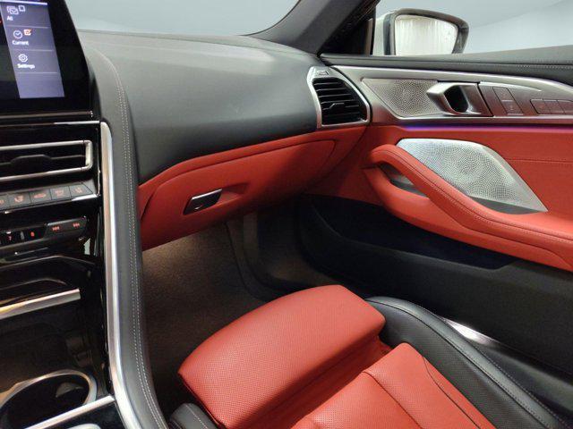 Photo of 2023 Alpine White BMW 840