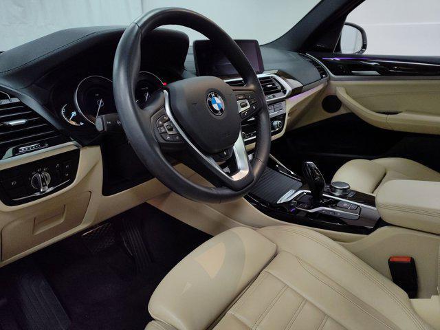 Photo of 2019 Mineral White Metallic BMW X3